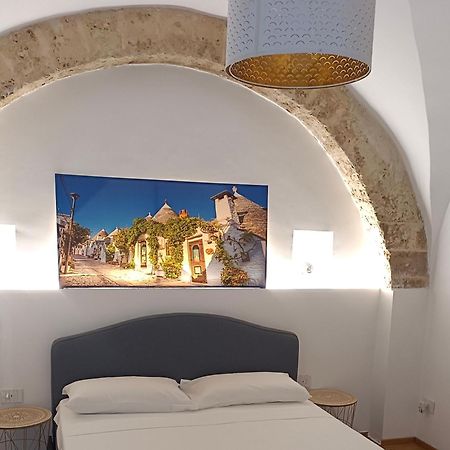 Suite Vecchia Dante บารี ภายนอก รูปภาพ
