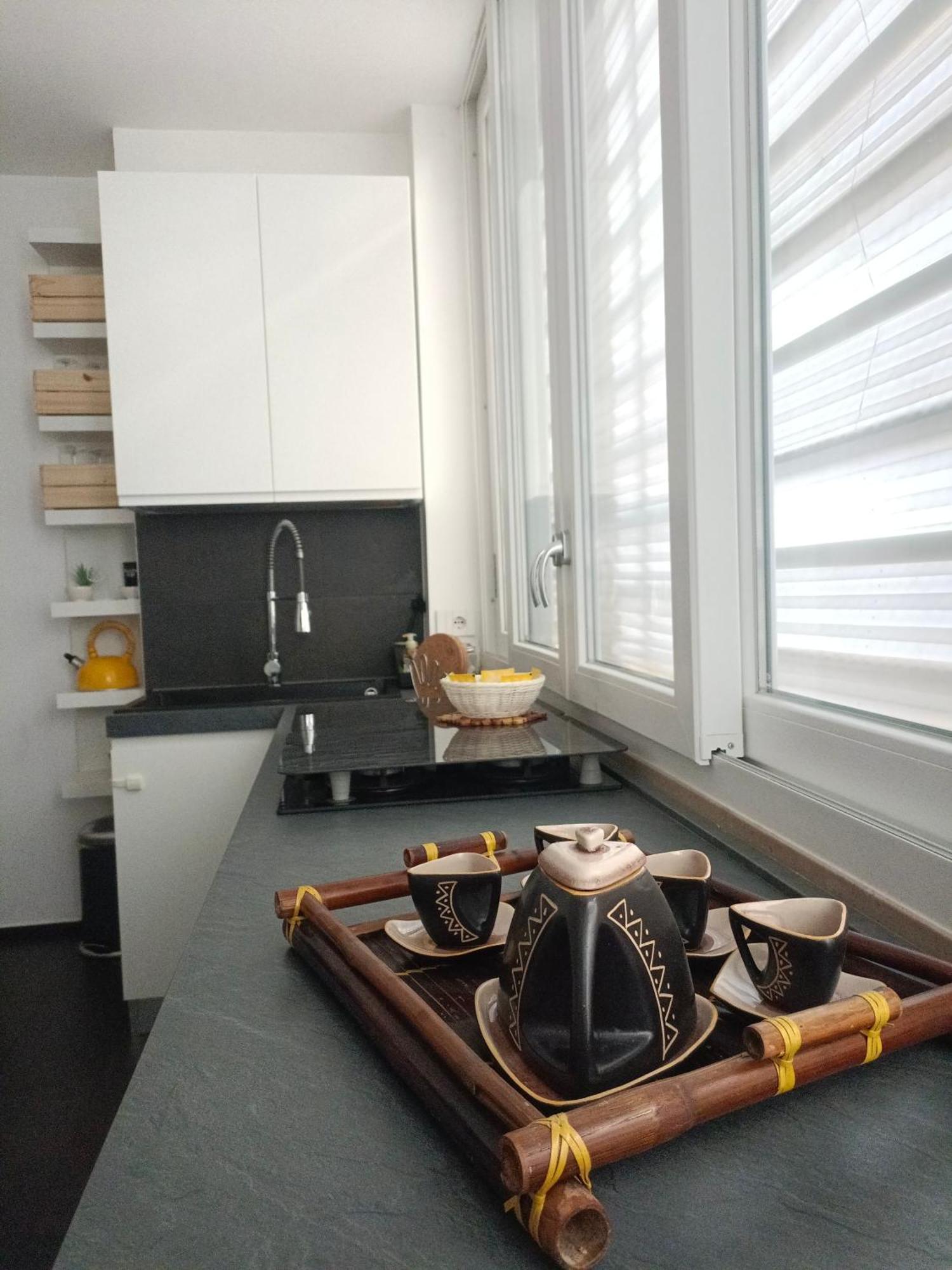 Suite Vecchia Dante บารี ภายนอก รูปภาพ